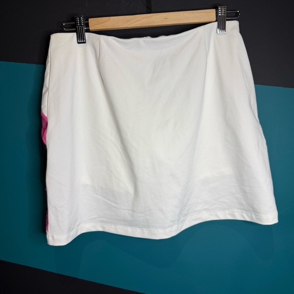 Izod White and Pink Mini Skirt for Casual Wear - Picture 4 of 9